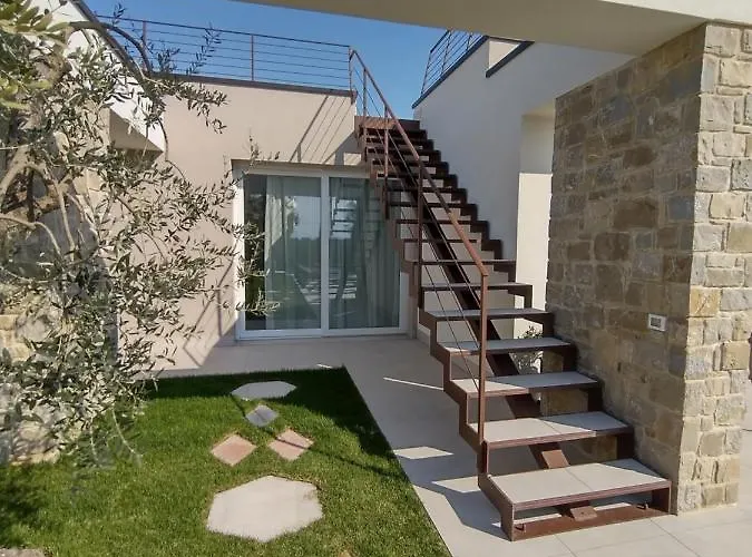 La Rondinella Дом отдыха Бардолино